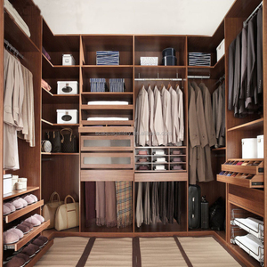 Dressing luxueux pour homme, dressing walk-in, armoires, structure en contreplaqué, garde-robe - Product Image 1