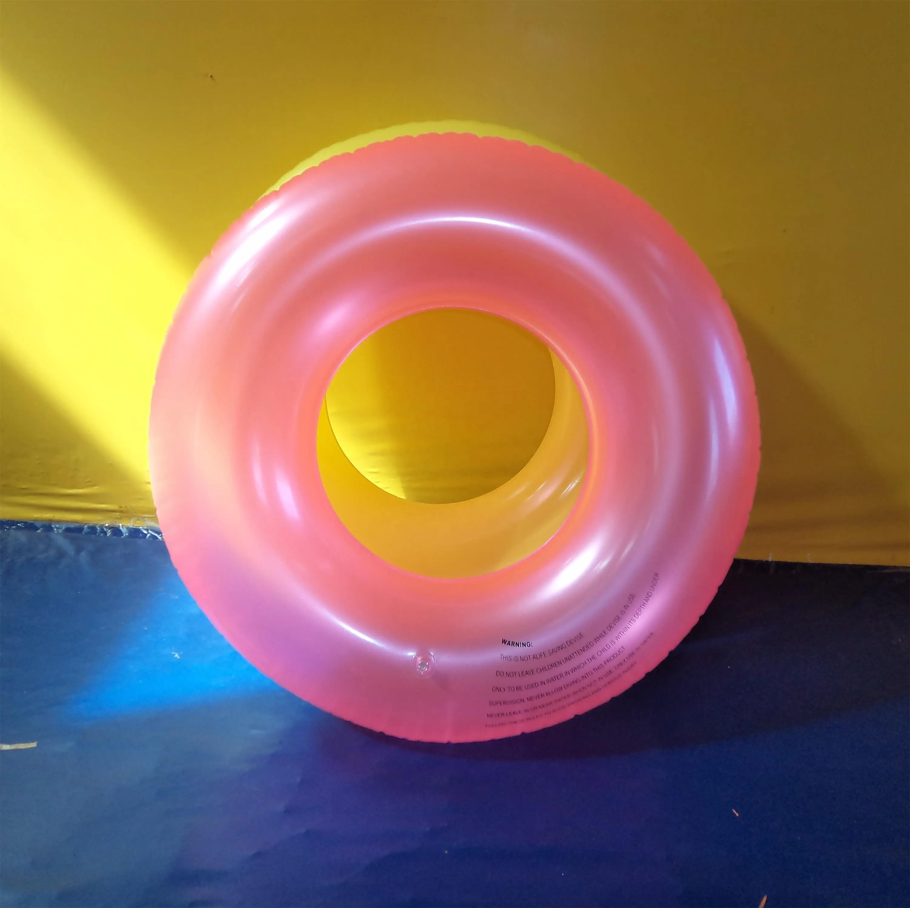 Fabrik heiß verkaufen Lager Neon Farbe Ring Pool schwimmend alle Arten von Float aufblasbaren Pool Schwimm ring für Erwachsene