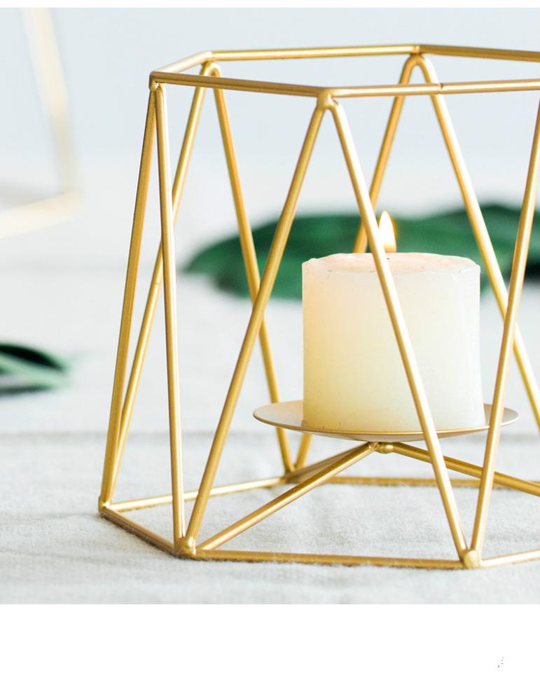 Romantic furniture accessories geometric pattern golden candles holders