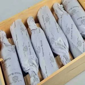 Bottiglia di vino rosso di avvolgimento del tessuto di carta - Product Image 2