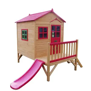 Houten kinderen spelen huis