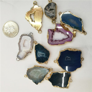 Liontin Penyambung Berbentuk Irisan Geode <span class=keywords><strong>Druzy</strong></span> Agate Alami Berlapis Emas dengan Dua Lubang - Product Image 2