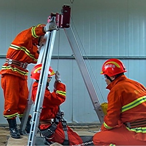 Servicio de Emergencia de la industria trípode espacio rescate vertical - Product Image 4