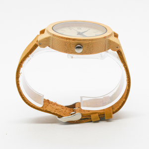 <span class=keywords><strong>Montre</strong></span> en bois de bambou <span class=keywords><strong>gravée</strong></span> sur mesure Virtue pour hommes, étanche, avec bracelet en cuir, mouvement à quartz, luxe, mode, emballée dans une boîte OEM - Product Image 4