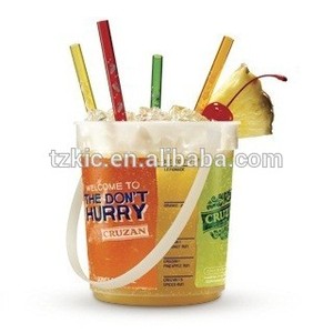 De plástico del cubo 32oz rum punch/tazas de bebida con el mango - Product Image 1