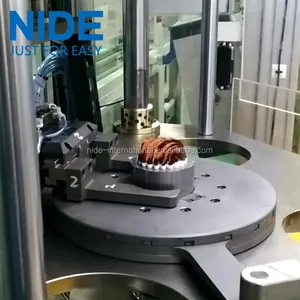 Máquina de inserción de bobina de estátor de motor generador con tres estaciones de trabajo para equipos de inserción
