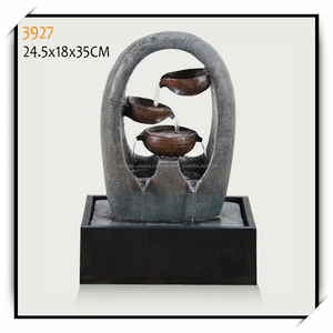 2017 Resina Pequeña cabeza de león Fuente de Interior - Product Image 2