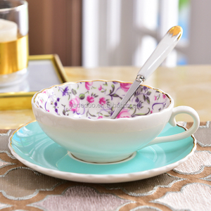 Tasses à thé en <span class=keywords><strong>porcelaine</strong></span> florale et soucoupe tasses à café en céramique avec plat tasses à thé élégantes - Product Image 3