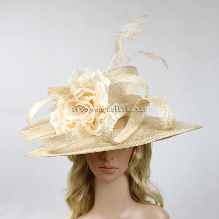 Оптовая продажа Alibaba, широкополая шляпа с цветком и перьями, церковная шляпа Sinamay