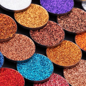 Sombra de ojos de colores brillantes cambiables, polvo prensado de ojos OEM/ODM - Product Image 2