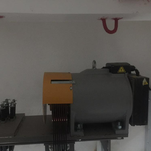 Máquina de tracción sin engranajes para elevador de pasajeros, motor sin espacio, carga de 450-1050kg - Product Image 2