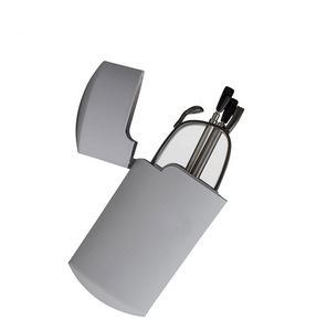 Lunettes de lecture pour bébés, verres optiques pliantes, magnifiques et élégantes, de poche, avec étui rabattable et mini briquet - Product Image 4