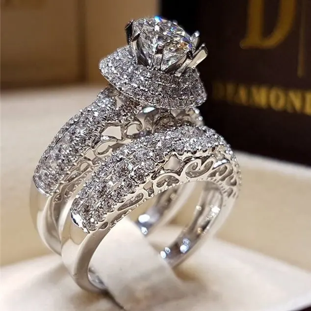 Anello di pietra di zircone grande femminile di cristallo di lusso Set fedi nuziali da sposa in argento di moda per le donne promessa anello di fidanzamento d'amore 5 pezzi