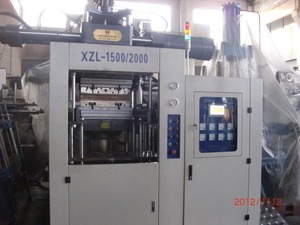 Máquina de moldeo por inyección de caucho tipo 600T - Product Image 4