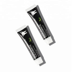 <span class=keywords><strong>Pasta</strong></span> de dientes de carbón de bambú, blanqueador <span class=keywords><strong>dental</strong></span> orgánico para el cuidado bucal, negro - Product Image 1