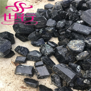 <span class=keywords><strong>Tormalina</strong></span> <span class=keywords><strong>Nera</strong></span> Grezza Naturale di Alta Qualità all'Ingrosso per Cristalli e Pietre Curative - Product Image 2