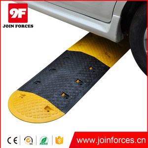 Vente en gros de rabats de vitesse en plastique HDPE jaune et noir pour parking, capacité de circulation de 10-15 mph, installation en béton, fixe, marque 9F - Product Image 4
