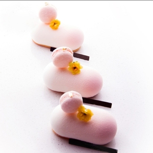 8 cavità ovale FAI DA TE piccolo uomo giallo muffa della torta mousse Francese pasticceria muffa della torta del silicone del commestibile - Product Image 5