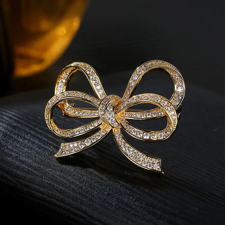 BR8016 Huilin 2018 mode strik broche elegante zirconia broche queen pin broche voor bruiloft sieraden