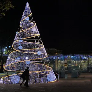 חדש פסטיבל דקורטיבי גדול חיצוני ספירלת חבל Led אור עץ חג המולד