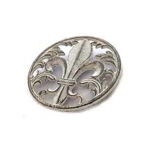 铁艺fleur de lis trivet