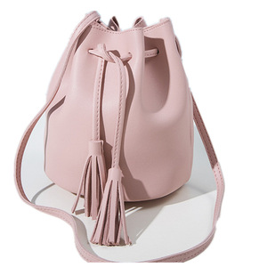 Sac à bandoulière en cuir PU pour femmes, <span class=keywords><strong>mini</strong></span> sacoche à pompon, rose, cordon de serrage, mode - Product Image 6