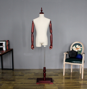 Torse en tissu recouvert de <span class=keywords><strong>mannequin</strong></span> 80F-3M <span class=keywords><strong>avec</strong></span> <span class=keywords><strong>bras</strong></span> en bois réglable - Product Image 4