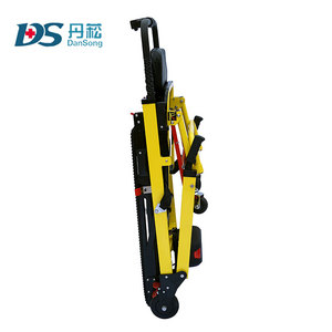 Silla <span class=keywords><strong>de</strong></span> Ruedas Eléctrica Sube <span class=keywords><strong>Escaleras</strong></span> con Orugas Todoterreno, Plegable, Ligera y Reclinable con Rampa Elevadora <span class=keywords><strong>para</strong></span> <span class=keywords><strong>Discapacitados</strong></span> - Product Image 4