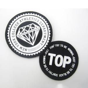 Bán buôn tùy chỉnh cờ thiết kế logo mềm 2D 3D cao su PVC vá Phù Hiệu với móc vòng lặp ủng hộ thêu kỹ thuật phụ kiện - Product Image 5