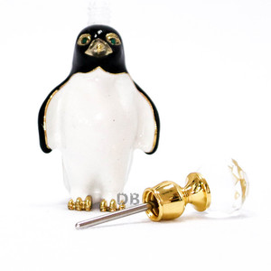 Flacon de <span class=keywords><strong>parfum</strong></span> miniature en verre givré de 6 ml en forme d'animal (dragon, dauphin) en bronze doré, flacon d'huile essentielle rechargeable en forme de bourreau d'abeille - Product Image 3