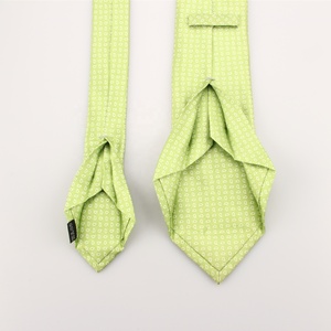 <span class=keywords><strong>Corbata</strong></span> <span class=keywords><strong>de</strong></span> Seda 100% Natural Tejida <span class=keywords><strong>de</strong></span> Lujo Premium para Hombre, Diseño <span class=keywords><strong>de</strong></span> <span class=keywords><strong>Siete</strong></span> <span class=keywords><strong>Pliegues</strong></span> - Product Image 2