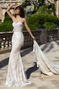 Elegante Abito da Sposa con Applicazioni in Pizzo, Scollatura a Cuore e Gonna Staccabile, Modello Sirena 2020 WF055 - Product Image 3