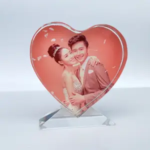 الجملة هدية للذكرى السنوية مخصصة القلب اللون الطباعة 3d النقش بالليزر k9 كريستال زجاج إطارات الصور ل الزفاف هدية
