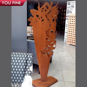 Sculpture d'arbre en métal abstrait de grande taille pour l'extérieur, statue de forêt en corten - Product Image 4