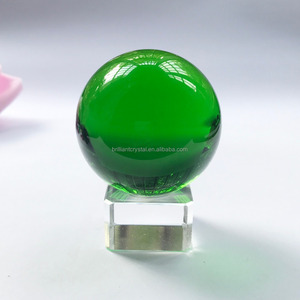 <span class=keywords><strong>Bola</strong></span> <span class=keywords><strong>de</strong></span> <span class=keywords><strong>cristal</strong></span> <span class=keywords><strong>mágica</strong></span> 60mm verde k9 <span class=keywords><strong>bola</strong></span> <span class=keywords><strong>de</strong></span> <span class=keywords><strong>cristal</strong></span> fengshui <span class=keywords><strong>bola</strong></span> para la decoración <span class=keywords><strong>de</strong></span> la casa - Product Image 2