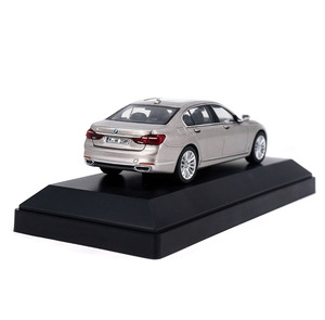 Alta simulazione <span class=keywords><strong>die</strong></span> <span class=keywords><strong>cast</strong></span> modello di <span class=keywords><strong>auto</strong></span> all'ingrosso 1/18 diecast modello di <span class=keywords><strong>auto</strong></span> - Product Image 2
