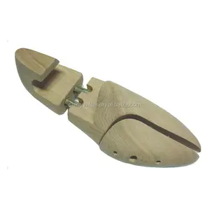 Shoe Stretcher Pine Wood Material Shoe Tree Type Cheap Wooden Custom 43 Keeping Shape of Shoes Original Wood Color 3000 Pairs