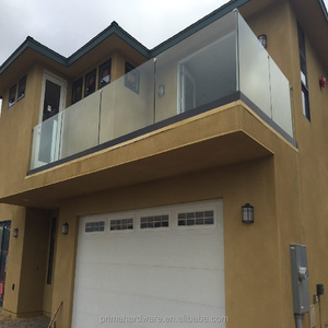 <span class=keywords><strong>Balustrade</strong></span> <span class=keywords><strong>en</strong></span> verre trempé avec rail <span class=keywords><strong>en</strong></span> aluminium <span class=keywords><strong>en</strong></span> forme <span class=keywords><strong>de</strong></span> U et éclairage LED - Product Image 6