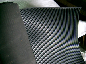 แผ่นยางลายนูน/แผ่นยางลูกฟูก/ม้วนยางสำหรับปูพื้น - Product Image 4