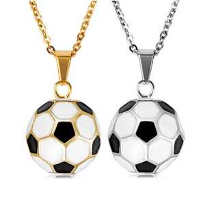 Kalung Sporty Liontin Sepak Bola dengan Rantai Kalung Sepak Bola Baja Tahan Karat Warna Emas Perhiasan Bola Olahraga Pria/Wanita - Product Image 3
