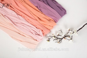 Sciarpa Hijab in Chiffon Crepe Pesante con Perle, Premium, Bestseller in Malesia, per Donne, Ideale per la Primavera - Product Image 4