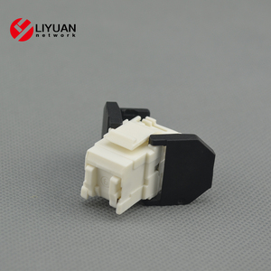 Liyuan mạng <span class=keywords><strong>Cat6</strong></span> <span class=keywords><strong>3m</strong></span> UTP không được che chở Đồng <span class=keywords><strong>Keystone</strong></span> Jack nữ LY-KJ3M-UC6 Trắng - Product Image 3