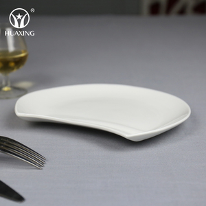 Vajilla <span class=keywords><strong>de</strong></span> porcelana apta para lavavajillas, platos <span class=keywords><strong>de</strong></span> forma única <span class=keywords><strong>de</strong></span> media luna - Product Image 2