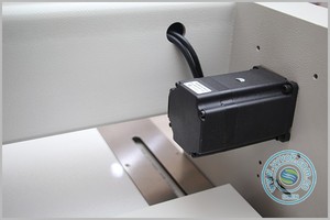 La máquina de bordado por ordenador de 2 cabezales para el hogar de nuevo diseño es fácil de usar y adecuada para camisetas y sombreros de vaquero - Product Image 4