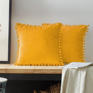 Super Soft di Colore Solido Copertura del Cuscino di Velluto Decorativo Personalizzato Pom Pom Cuscino Copre con la Sfera - Product Image 4