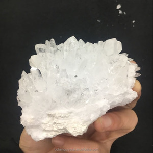 Natural Rock único claro del esqueleto <span class=keywords><strong>de</strong></span> cuarzo cristal puntos para la <span class=keywords><strong>venta</strong></span> - Product Image 4