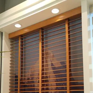 窗帘次数用于窗户电动机的木百叶窗板条