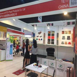 Tapis de sol de voiture universel en PVC, noir et <span class=keywords><strong>rouge</strong></span>, imperméable, antidérapant, 1 pièce - Product Image 6