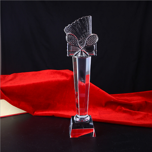 2023 nouveau fabricant de style en gros pas cher trophée de sport de <span class=keywords><strong>badminton</strong></span> en cristal clair pour le prix sportif medel - Product Image 2