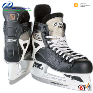 Produzione professionale nuovo stile Hockey su ghiaccio <span class=keywords><strong>pattini</strong></span> colore nero uso invernale fodera in rete da uomo PU superiore - Product Image 2